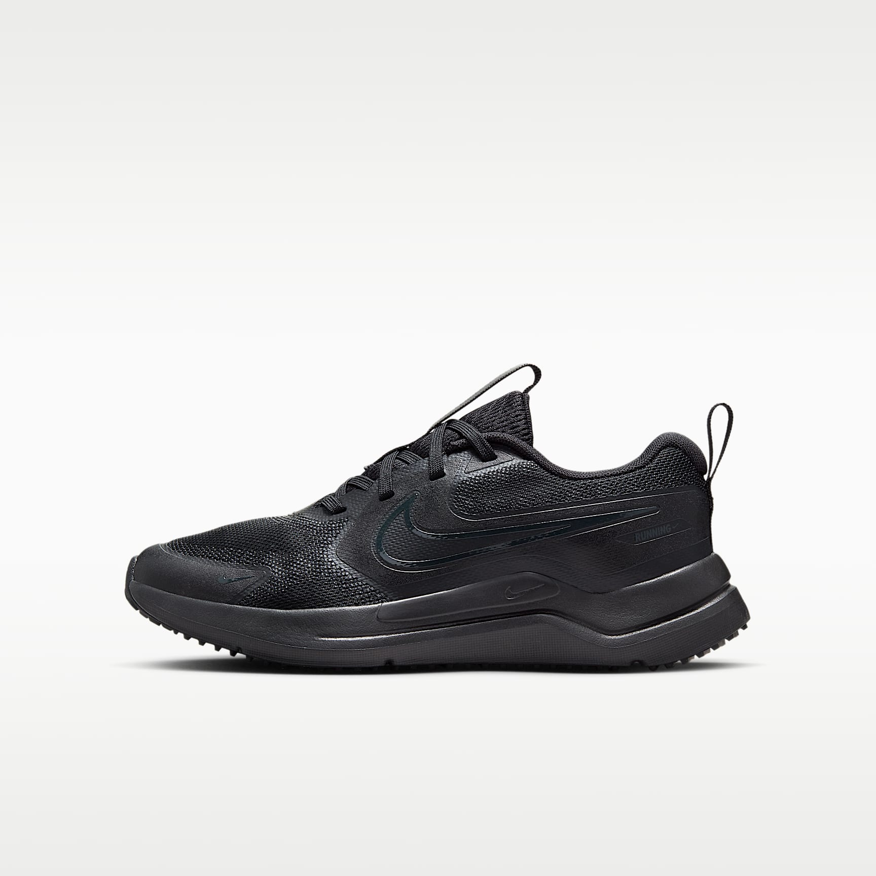海外限定　NIKE  RUNFAST 　LIGHTWEIGHT Nike Cosmic Runner Older Kids' Road Running Shoes. Nike RO